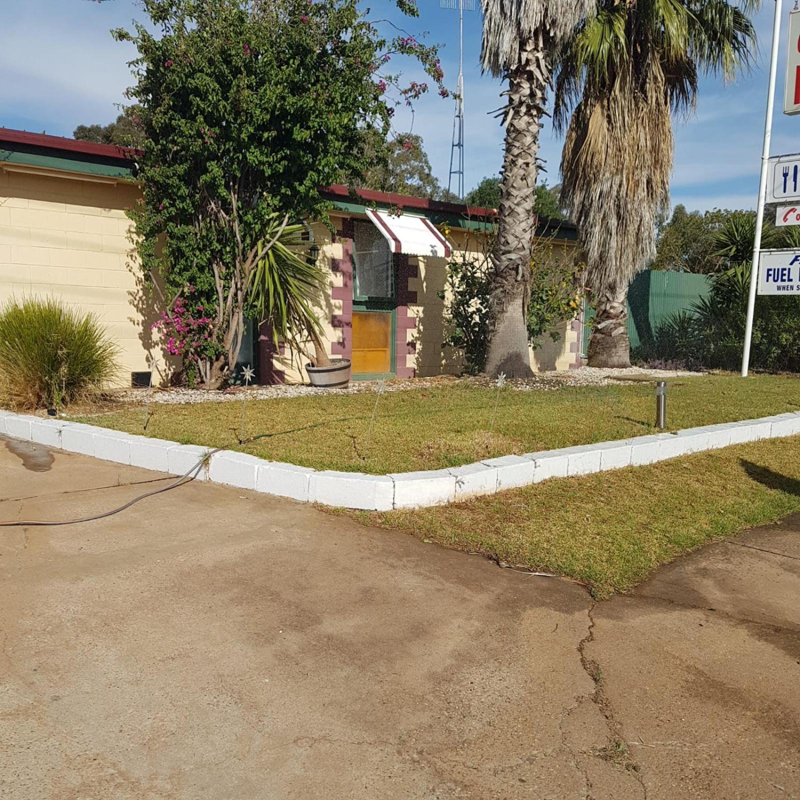 Golden Peak Motel Peakhill Peak Hill Extérieur photo